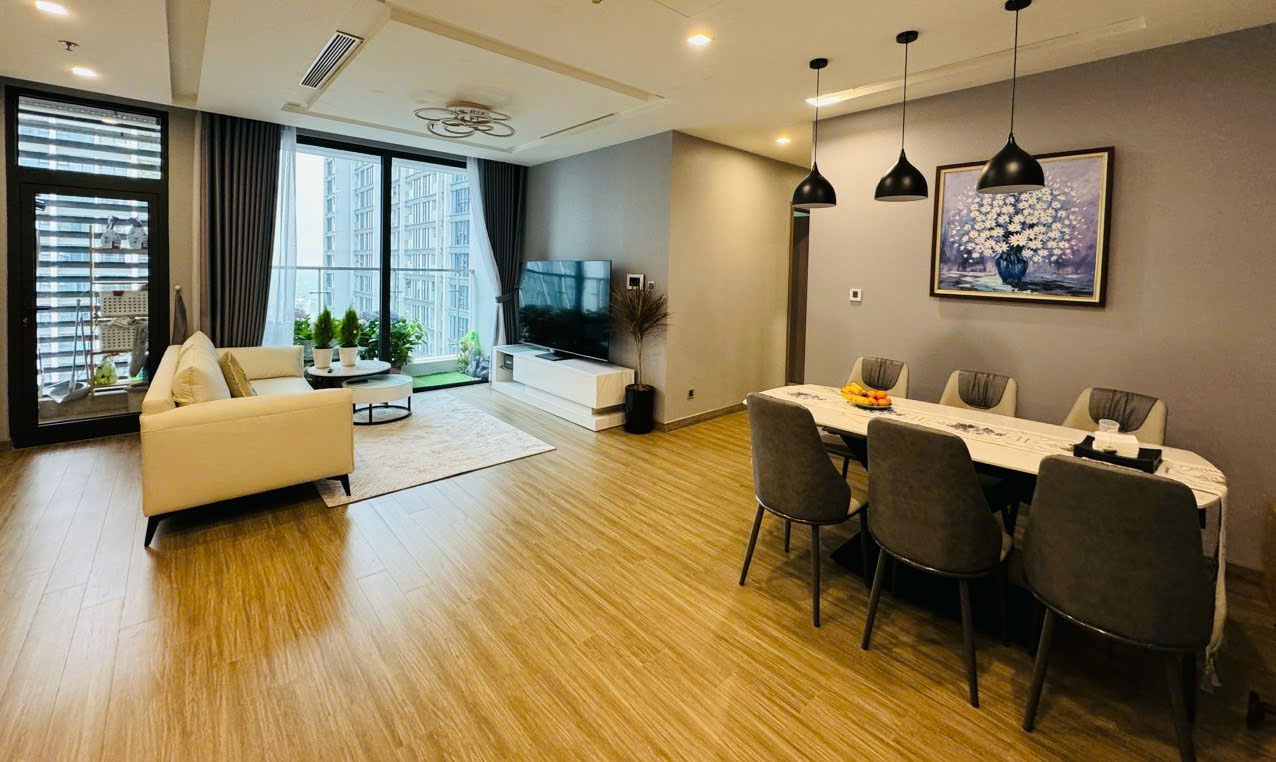 Vinhomes Metropolis Liễu Giai 30