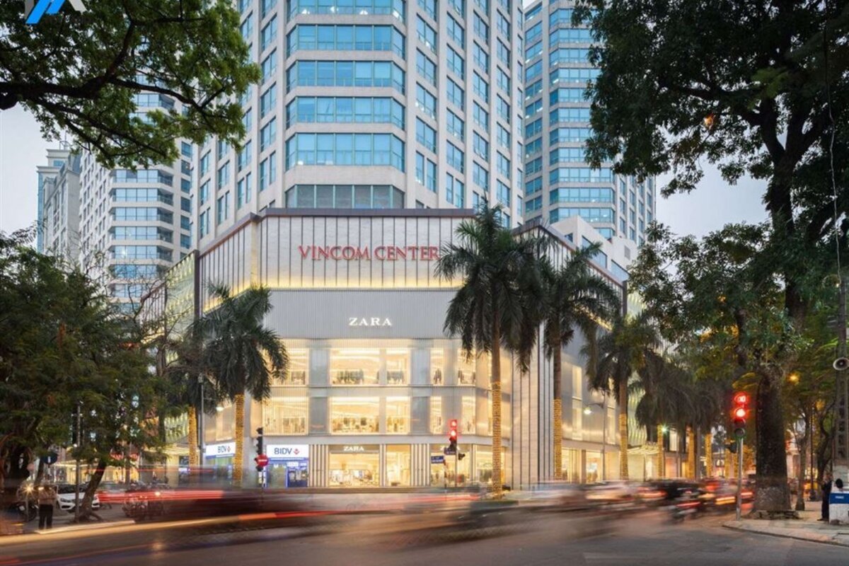 Vincom Bà Triệu - View thành phố